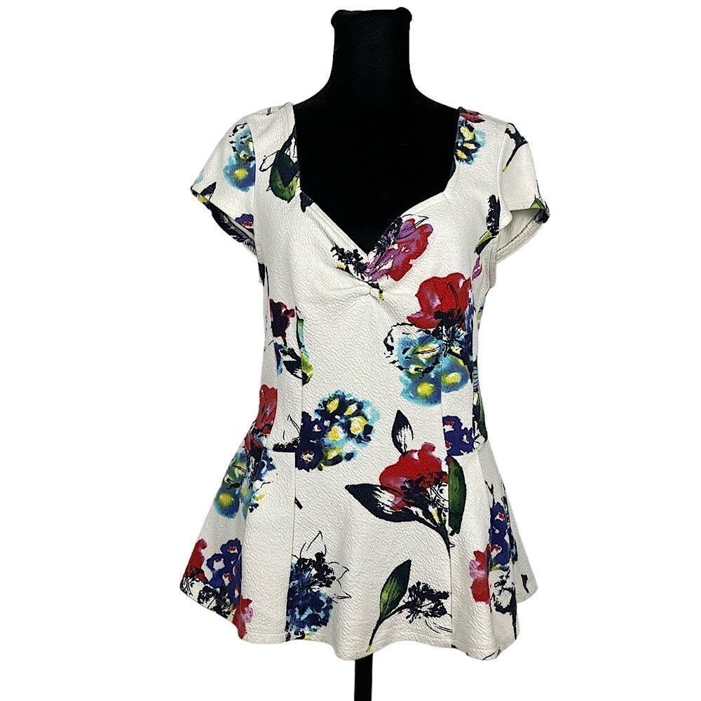 Postage Stamp‎ Anthropologie Peplum Floral Blouse - Women’s M